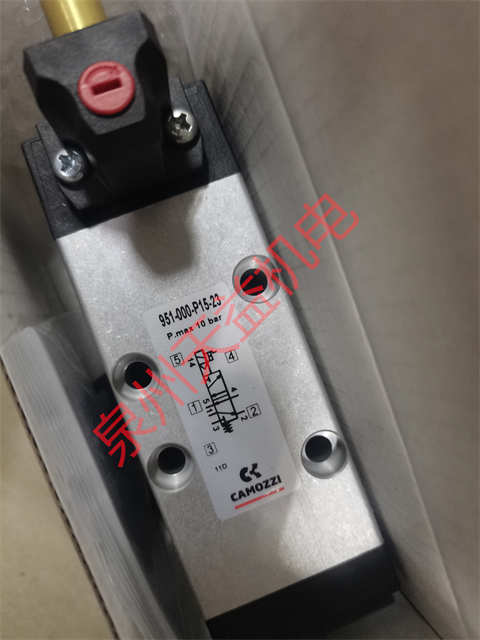951-000-P15-23.jpg